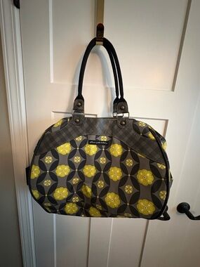 Petunia Pickle Bottom Wistful Weekender Diaper Bag - Blissful Buttercup